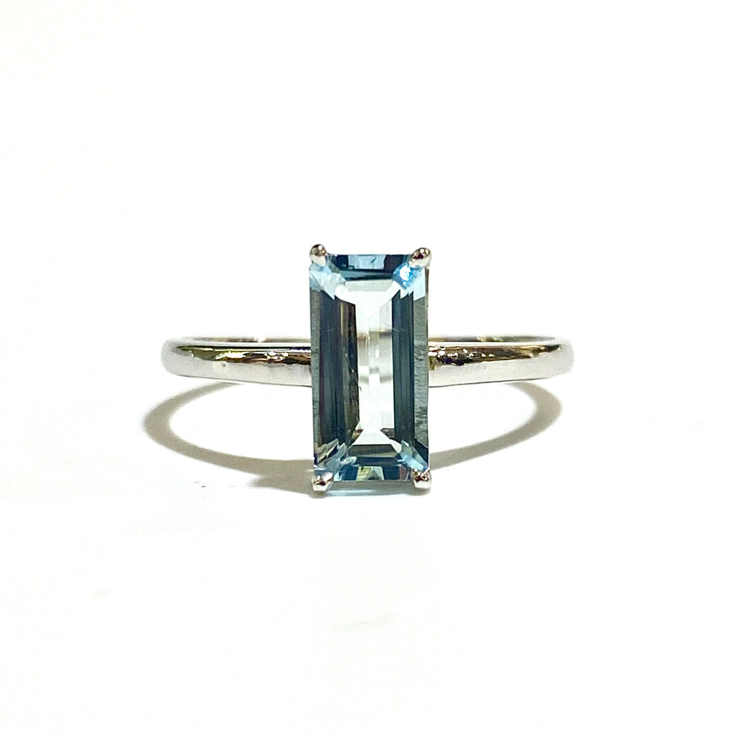 9ct White Gold, 1.2ct Natural Aquamarine Ring