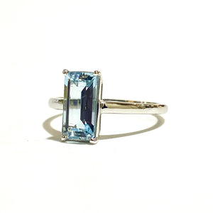 9ct White Gold, 1.2ct Natural Aquamarine Ring