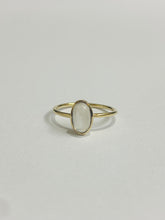 9ct Yellow Gold Moonstone Ring