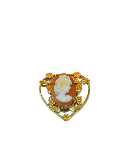 Silver Gold Plated Conch Shell Cameo Pendant