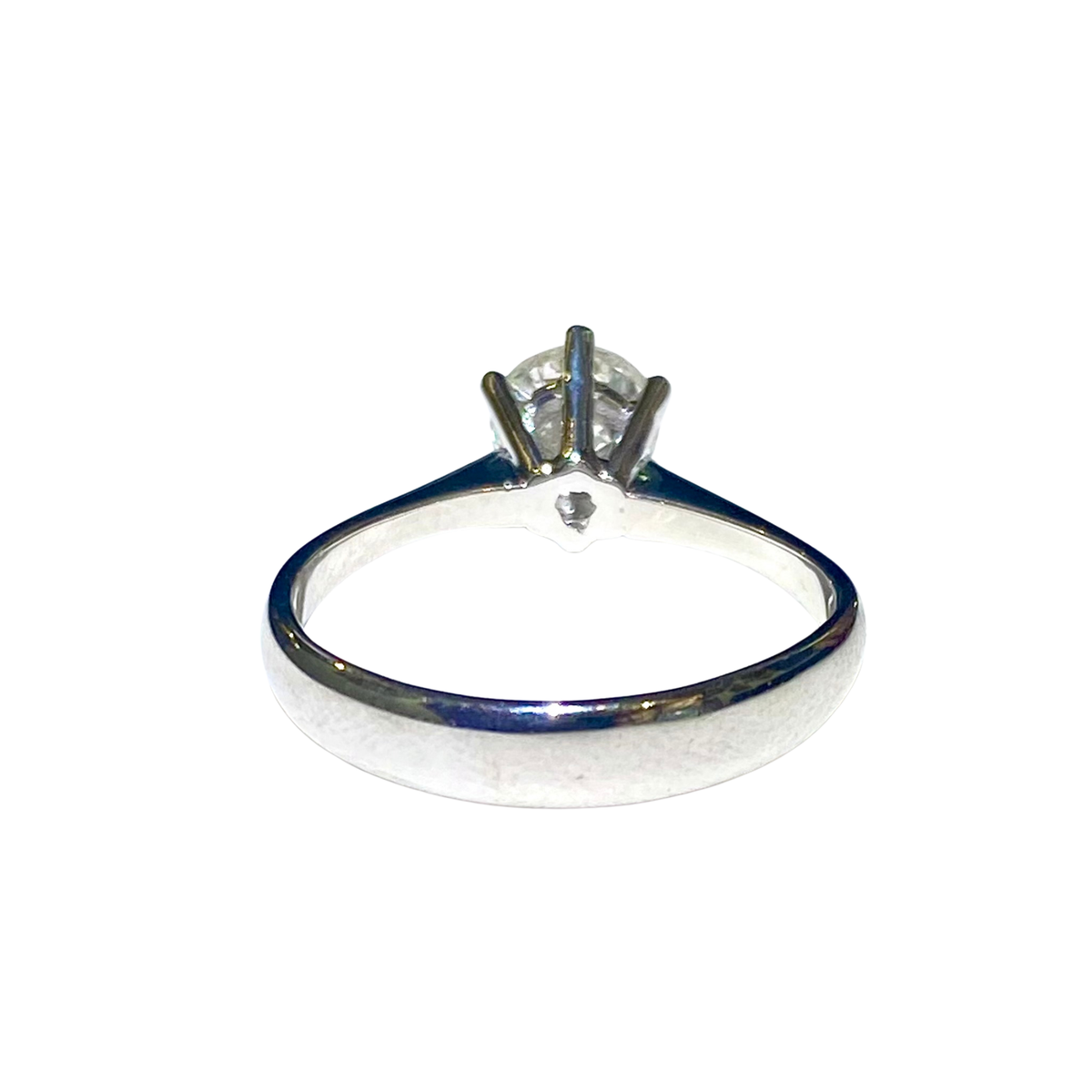 18ct White Gold Diamond Solitaire Ring