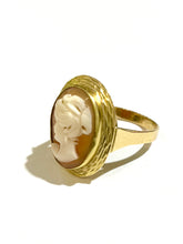 18ct Yellow Gold Conch Shell Cameo Ring