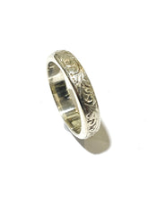 9ct White Gold Engraved Band