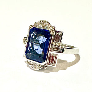 18ct White Gold 4.25ctw Tanzanite and Diamond Ring