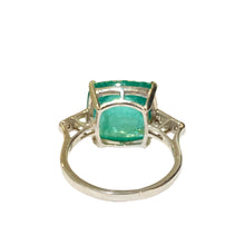 18ct White Gold Bullethead 10ct Emerald and Diamond Ring