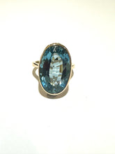 9ct Yellow Gold Faceted Oval Blue Topaz Vintage Dress Ring