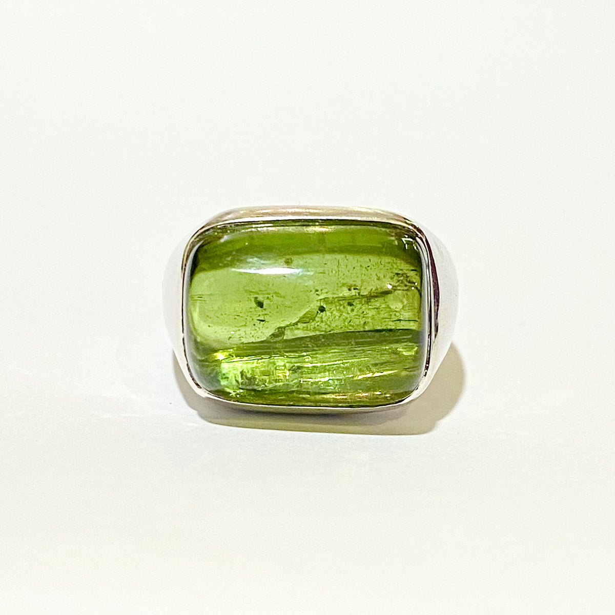 9ct White Gold 18.29ct Green Tourmaline Ring