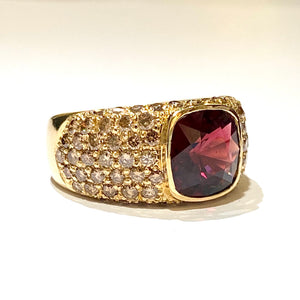 9ct Yellow Gold Red Spinel and Diamond Band