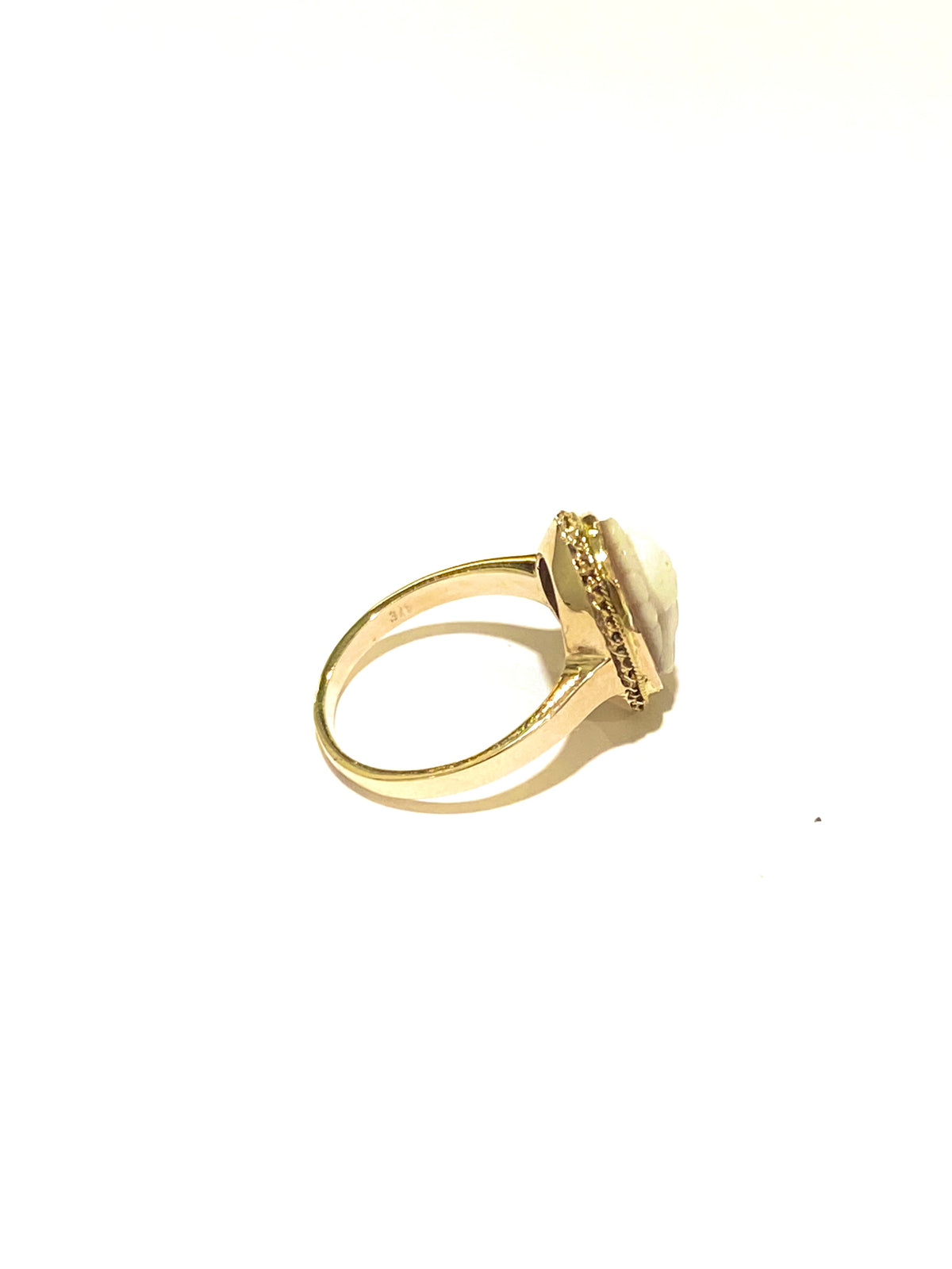 Antique 9ct Gold Cameo Ring