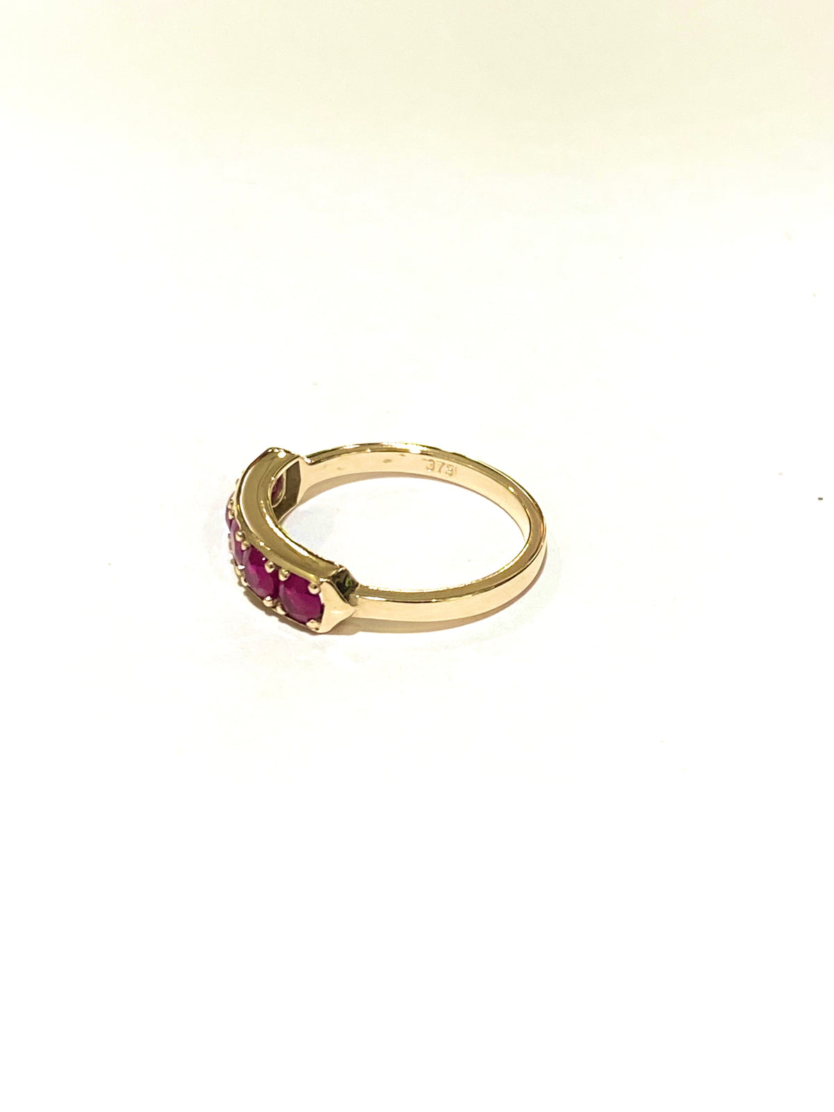 9ct Gold Ruby Ring