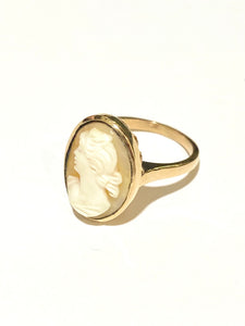 9ct Yellow Gold Cameo Ring