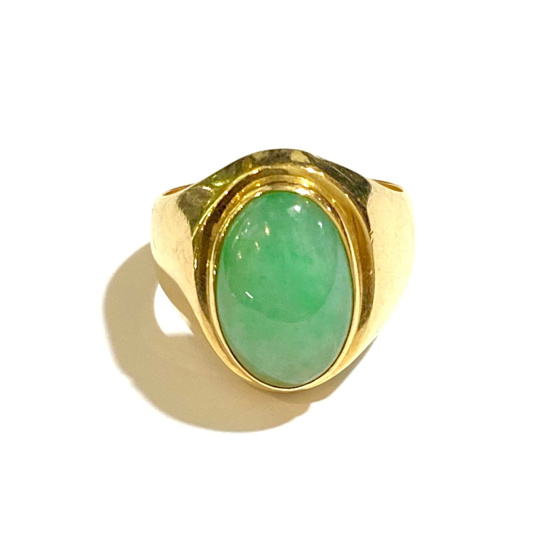 18ct Yellow Gold Jadeite Cabochon Signet Ring – Tresors Sydney