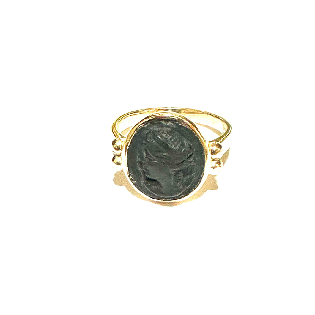 9ct Yellow Gold Black Lava Stone Cameo Ring