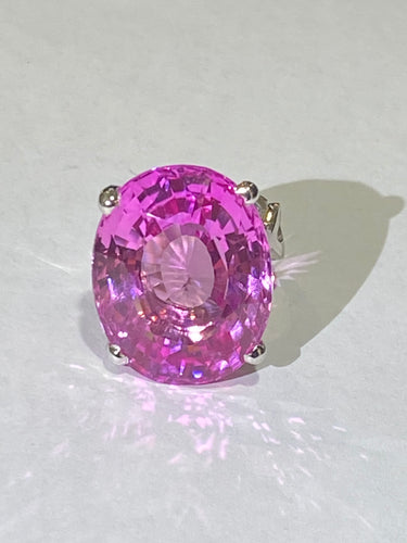 9ct White Gold 25ct Oval Faceted Pink Topaz Ring