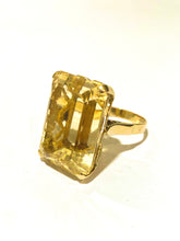 Citrine Ring in 18ct Yellow Gold