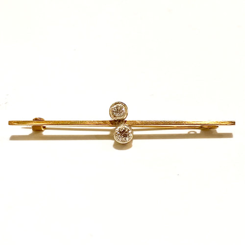 14ct Yellow Gold Diamond Bar Brooch