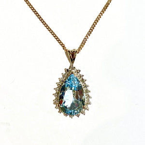 9ct Yellow Gold 7ct Aquamarine and Diamond Pendant