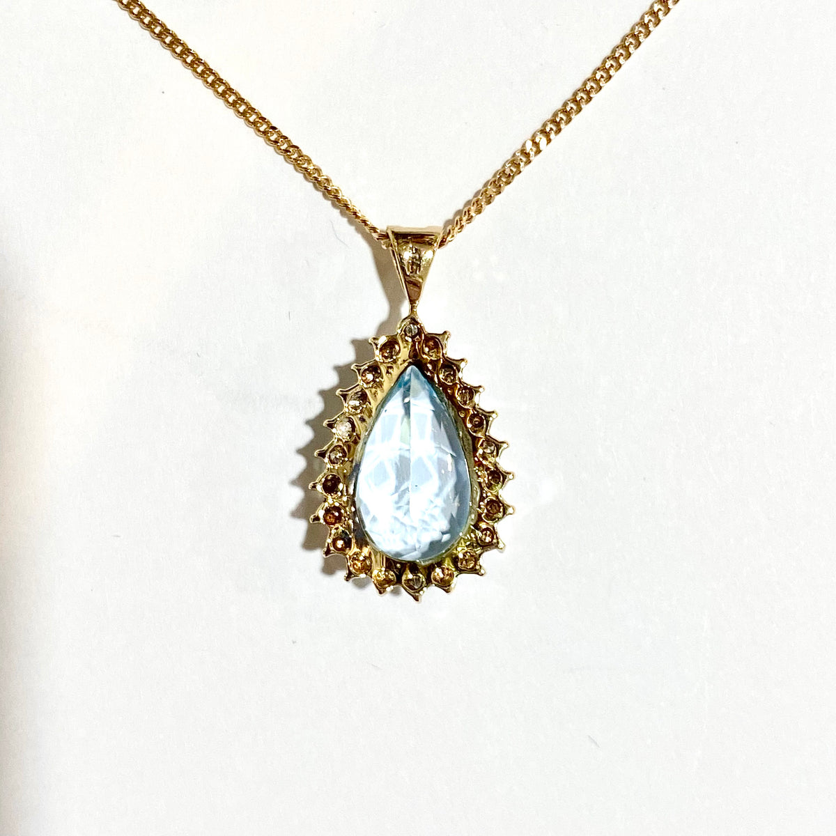 9ct Yellow Gold 7ct Aquamarine and Diamond Pendant