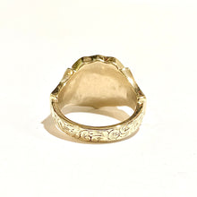 18ct Yellow Gold Carved Bloodstone Signet Ring with Lion Insignia