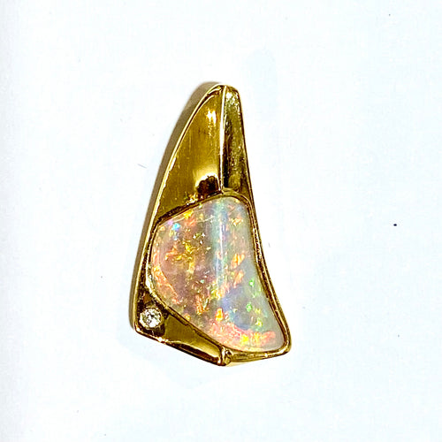 18ct Yellow Gold Solid Opal and Diamond Pendant