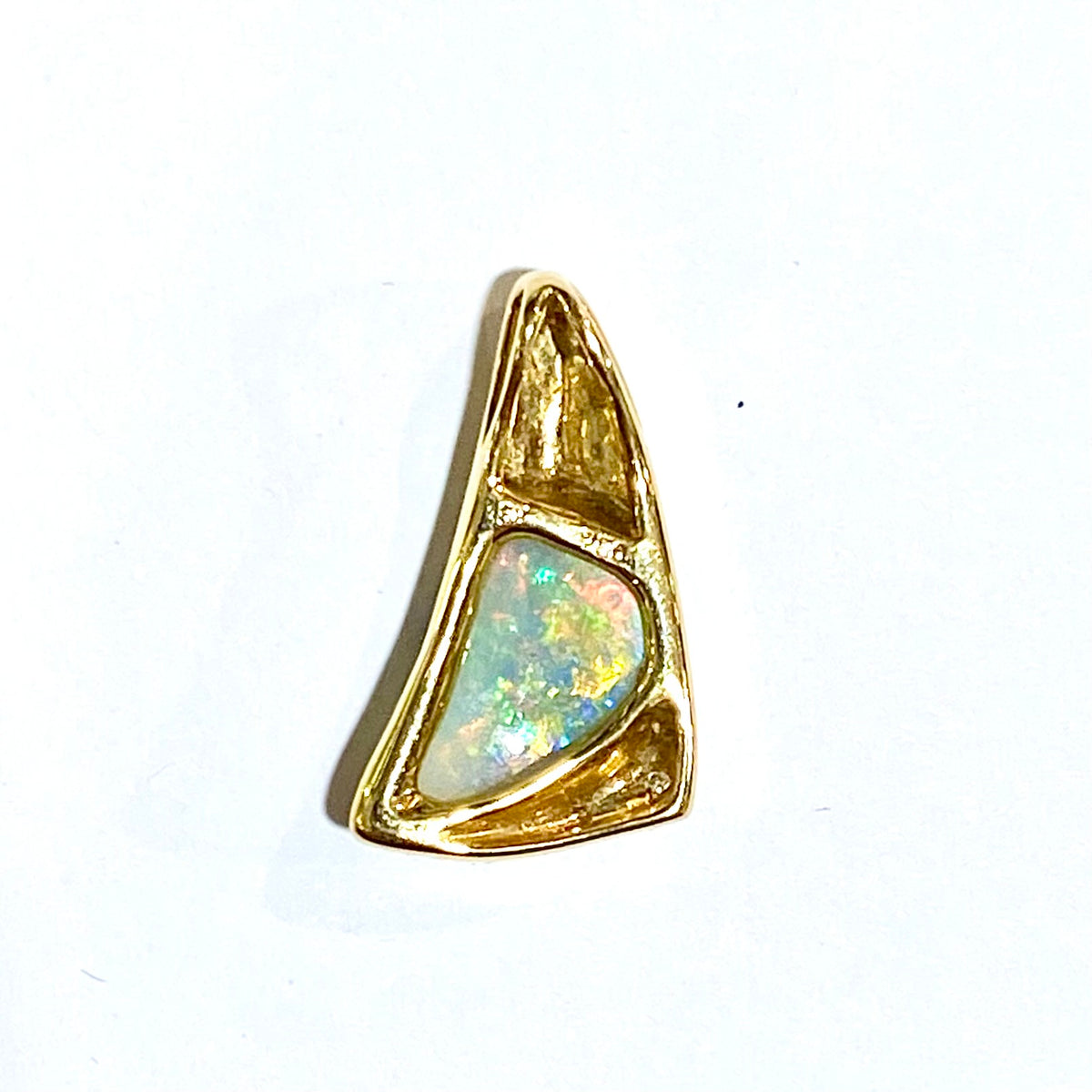 18ct Yellow Gold Solid Opal and Diamond Pendant