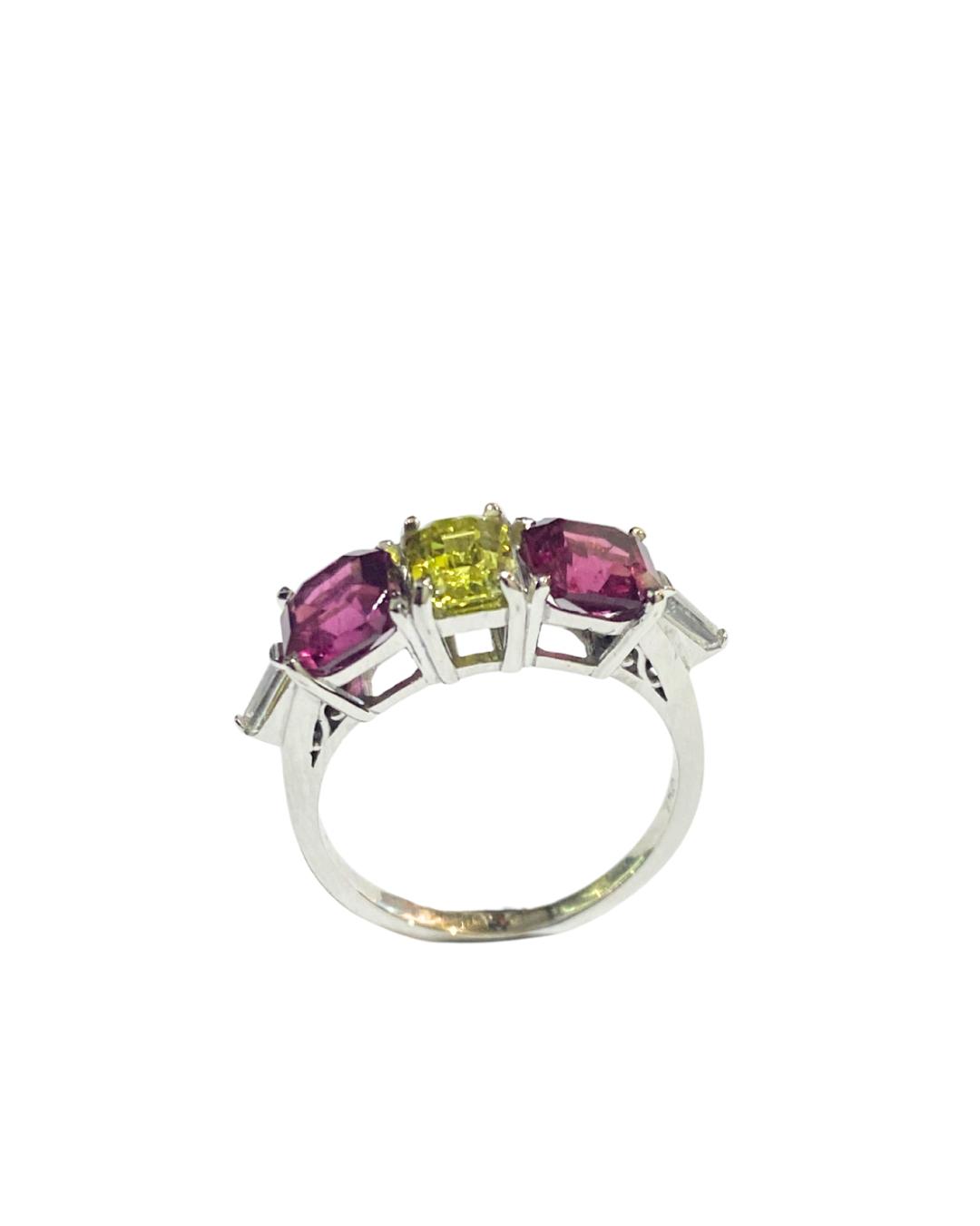 18ct White Gold Diamond and Garnet Ring