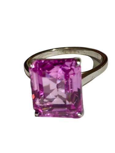 9ct White Gold with 5ct Pink Topaz Ring