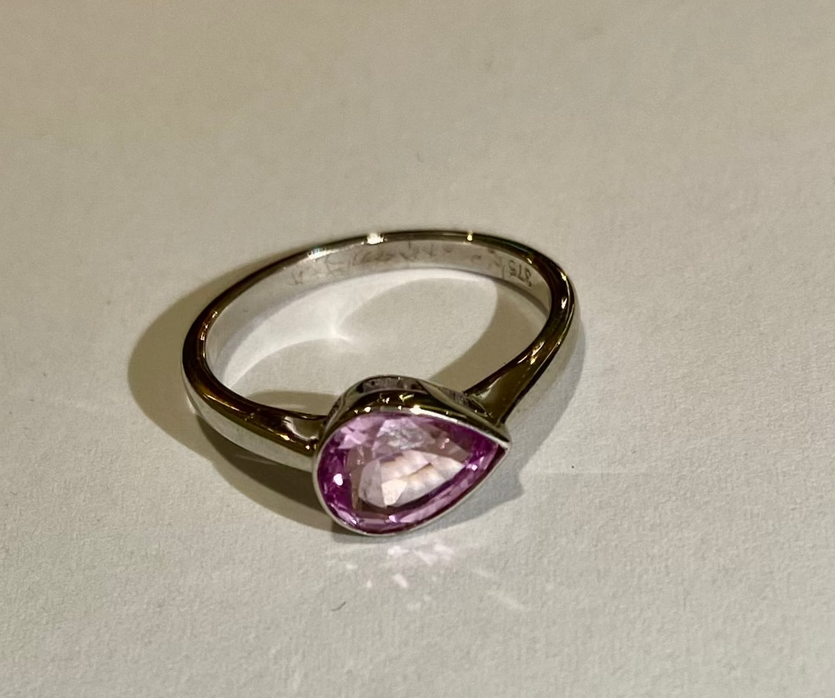9ct White Gold, 1ct Pink Topaz Ring