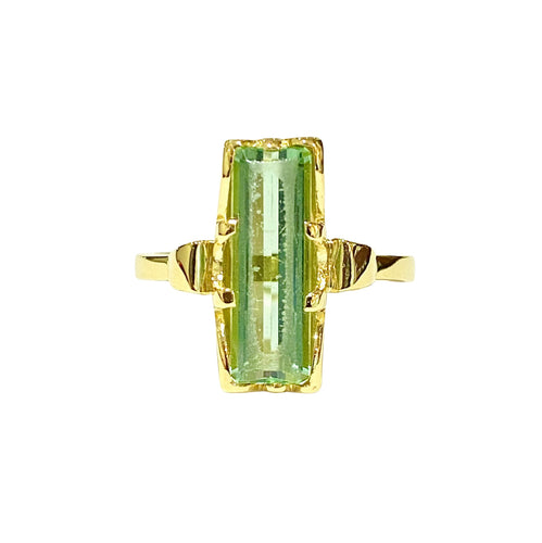 18ct Yellow Gold Sage Green Spinel Ring