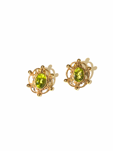 9ct Yellow Gold Stud 1ct oval Peridot Earrings