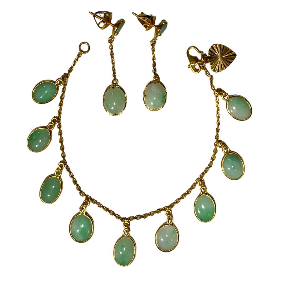 18ct Yellow Gold Jadeite Earrings and Bracelet Set