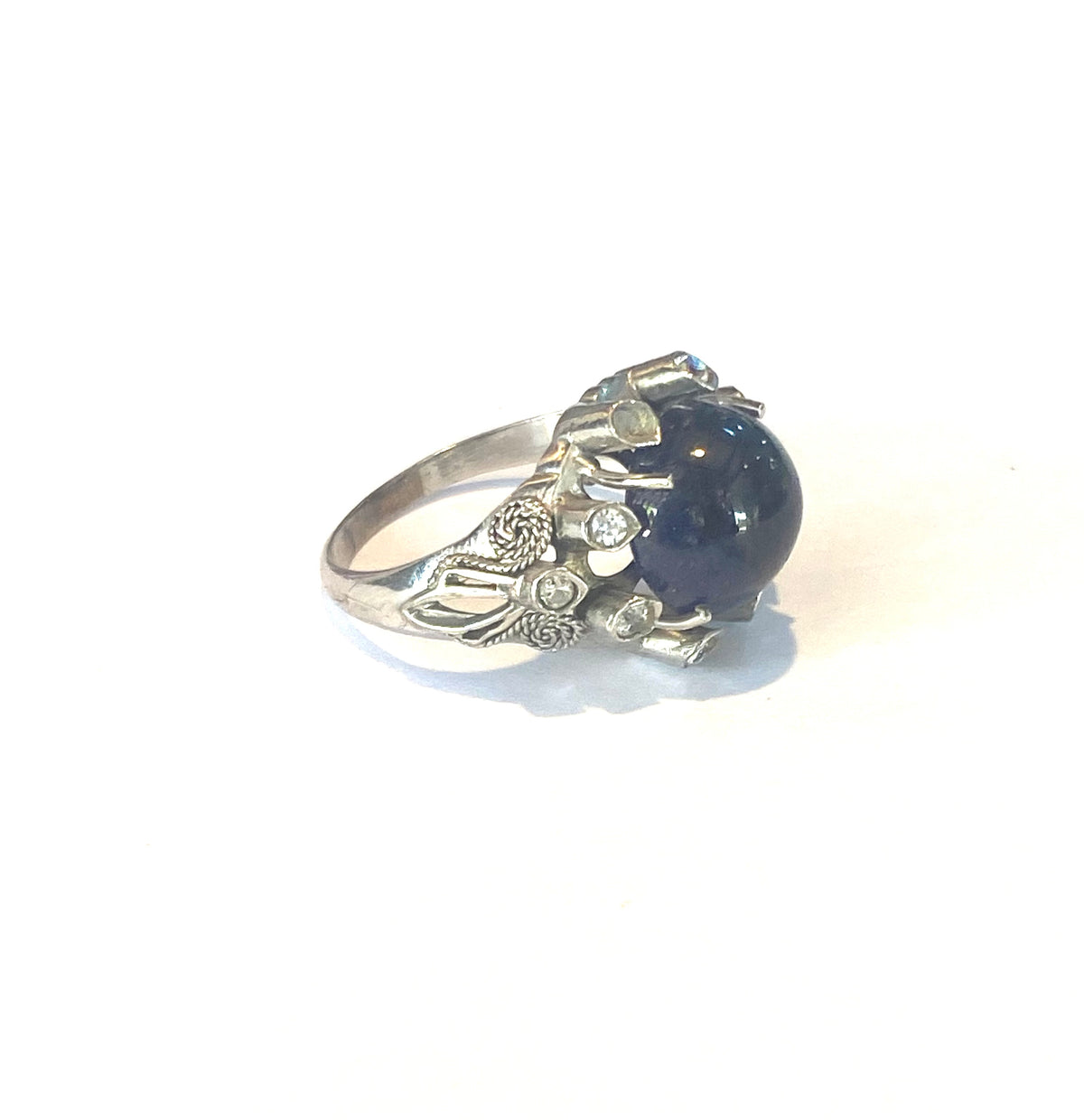 14ct White Gold Tanzanite and Diamond Ring
