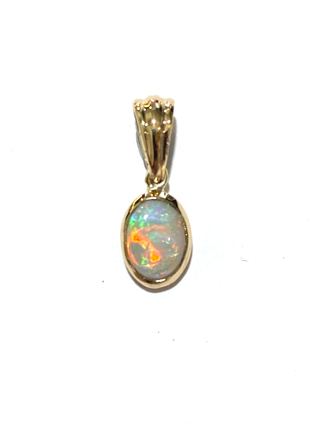 9ct Gold 0.65ct solid Opal Pendant