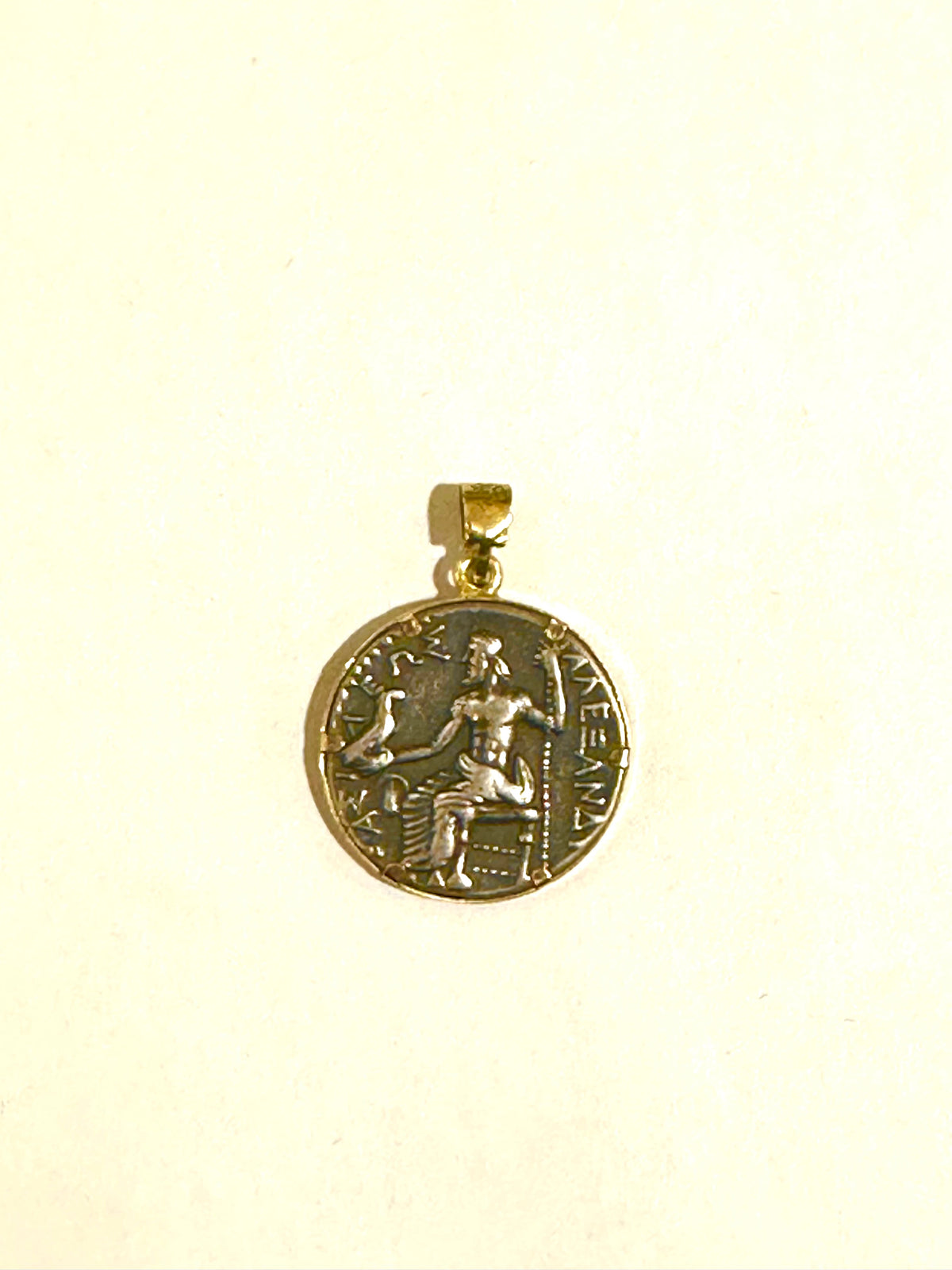 Alexander the Great (replica) Roman Coin Pendant Set in 9ct Gold