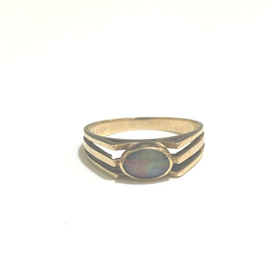 9ct Gold Oval Opal Ring