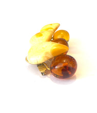 18ct Gold Honey and Butterscotch Amber Brooch