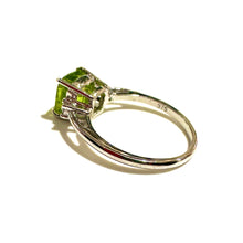 9ct White Gold 2.4ct Peridot & Diamond Ring