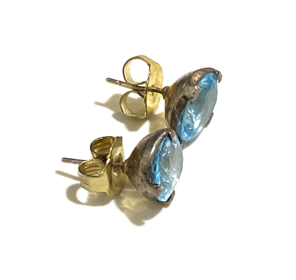 9ct White Gold 4ct Aquamarine Oval Earrings