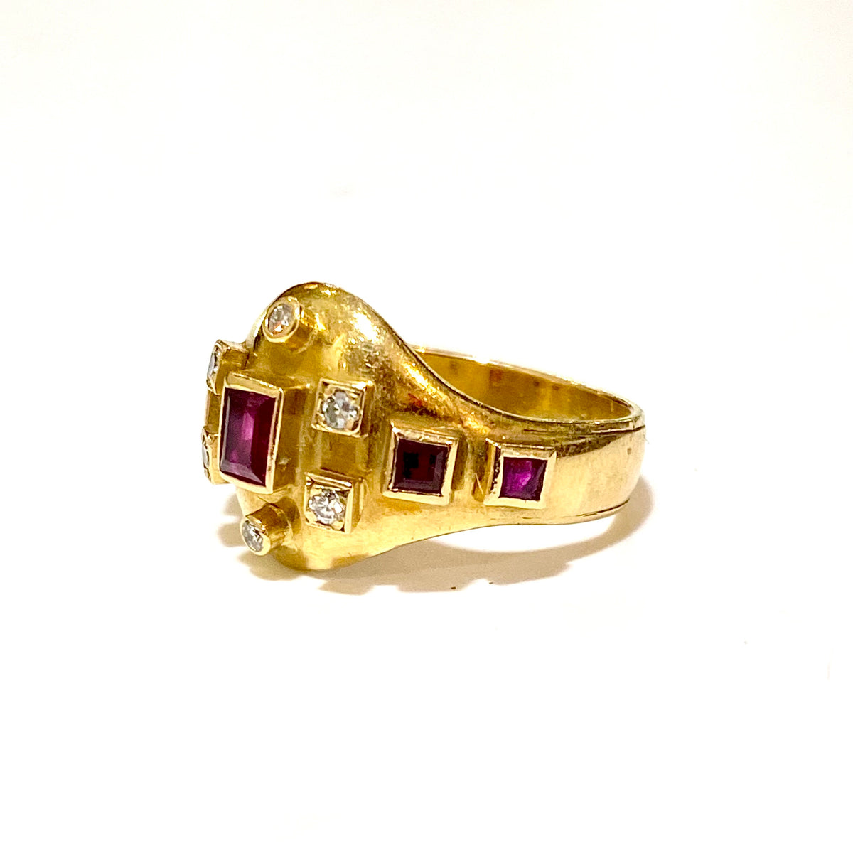 18ct Yellow Gold Ruby and Diamond Antique Etruscan Style Ring