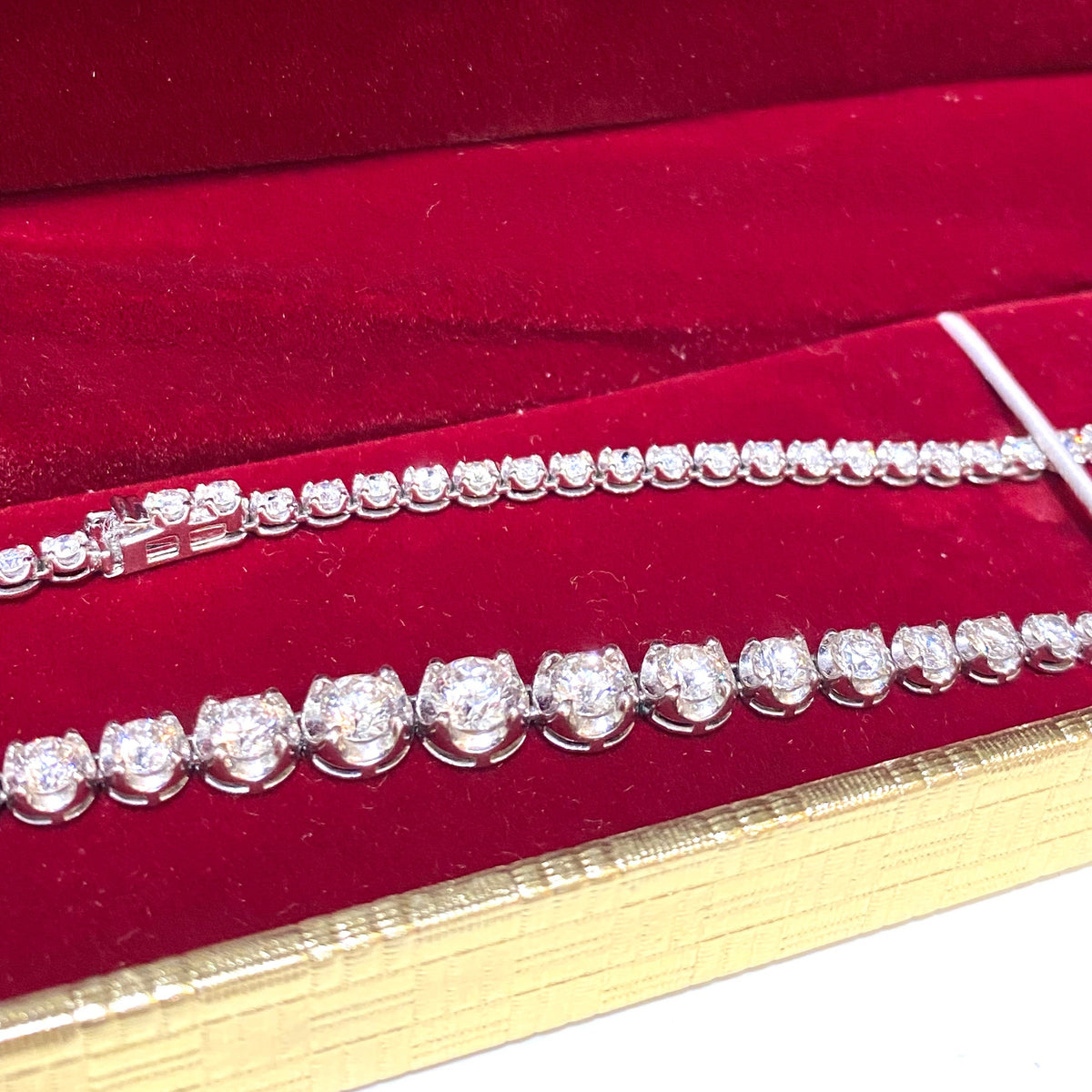 18ct White Gold Diamond Tennis Necklace