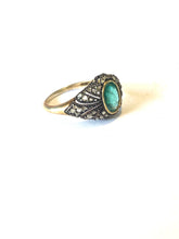9ct Gold Diamond and Emerald Ring