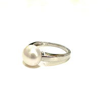 Sterling Silver Modernist Freshwater Pearl Solitaire Ring