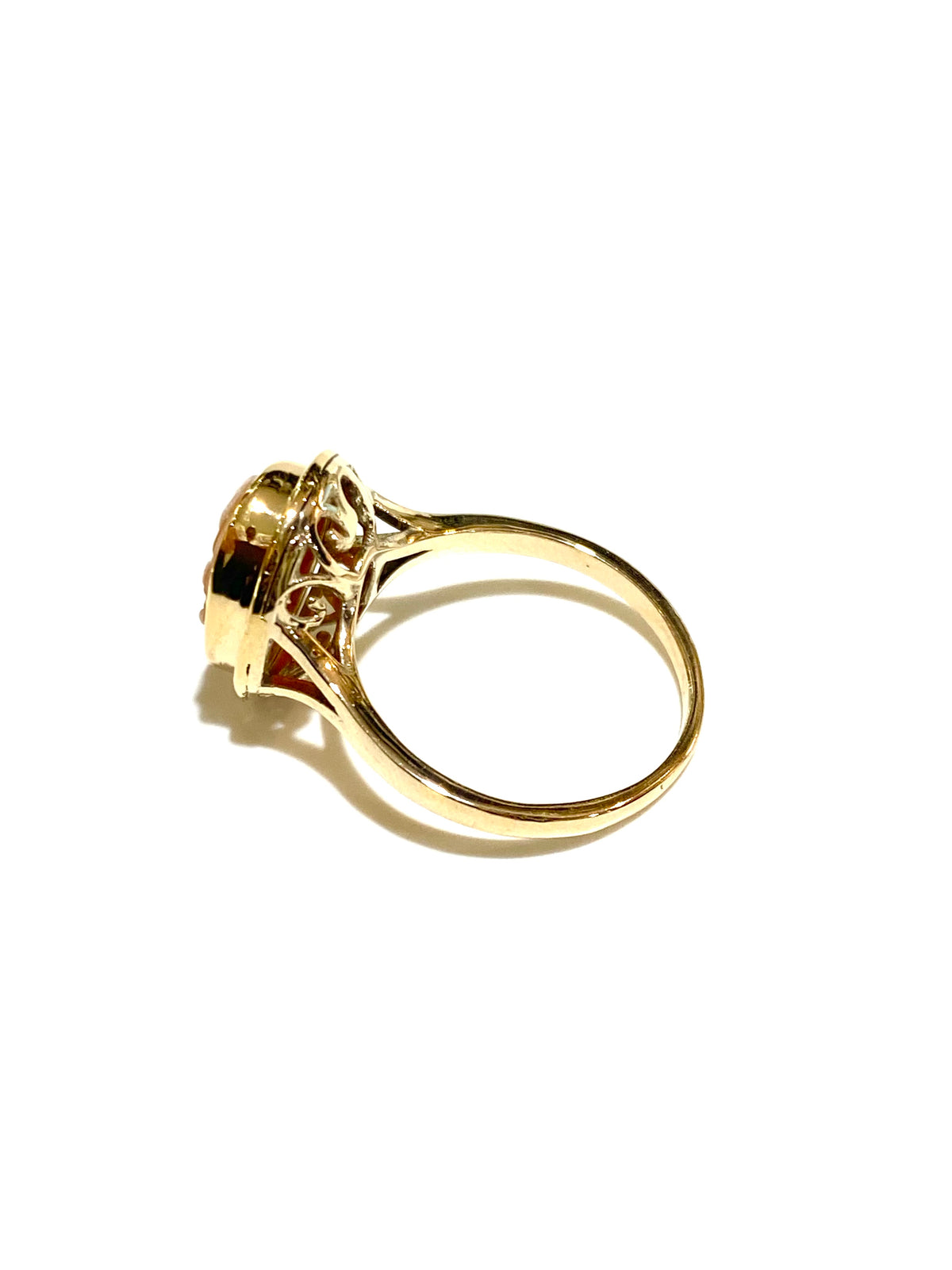 9ct Gold Cameo Ring