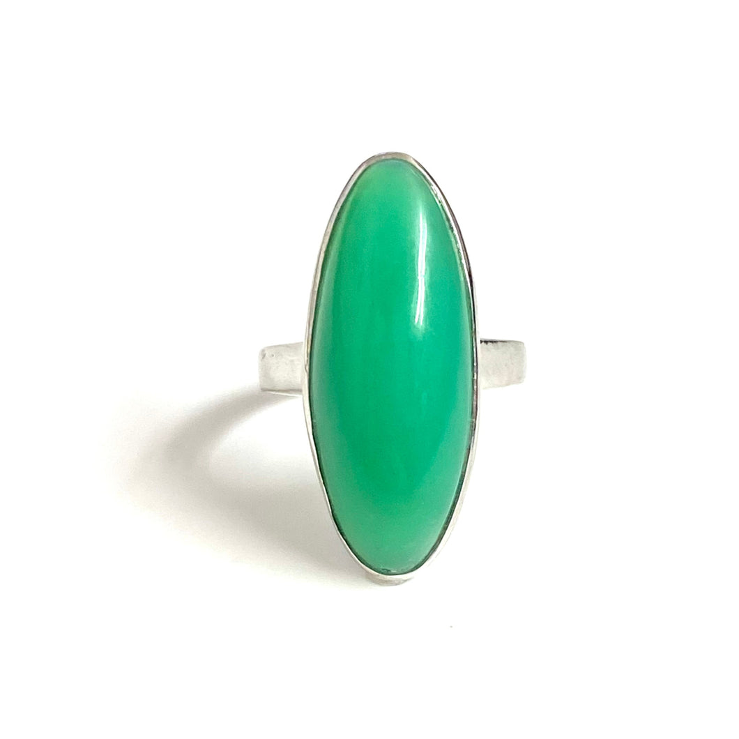 9ct White Gold Chrysoprase Pointed Ring