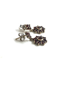 Antique 9ct Yellow Gold Floral Garnet Earrings