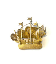 18ct Yellow Gold Ship Brooch
