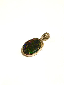 Small 9ct Yellow Gold Black Opal Pendant