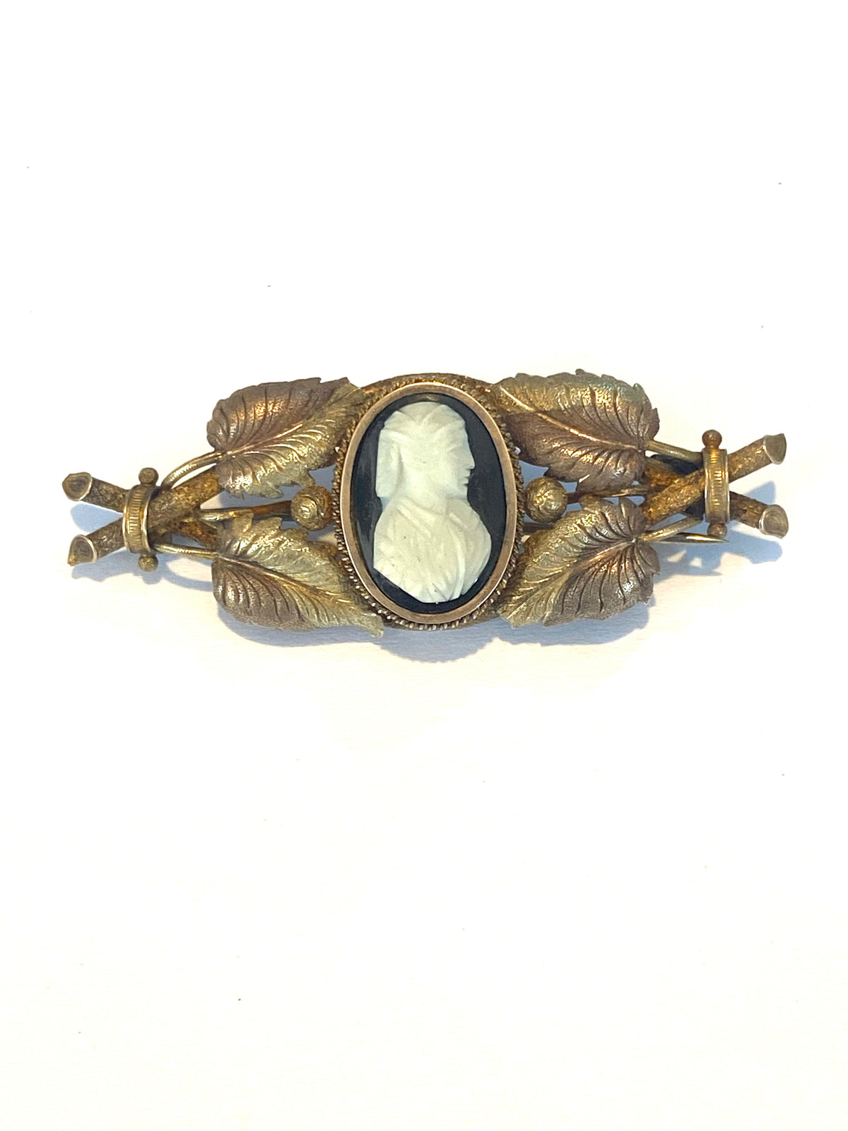 14ct Gold Antique Black and White Hardstone Cameo Set