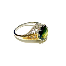 18ct Gold 4ct Round Faceted Parti Coloured Sapphire Ring