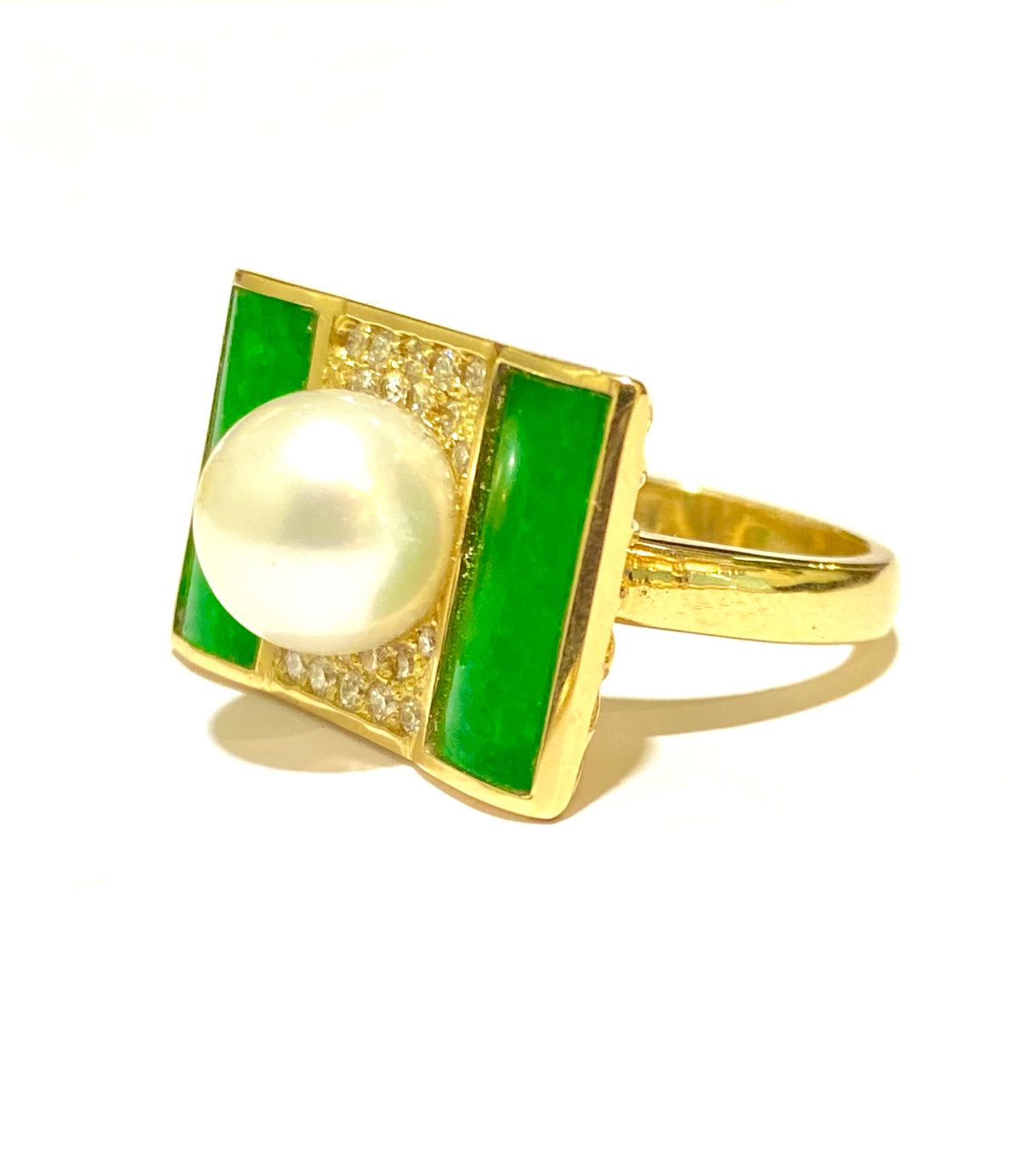 9ct Yellow Gold Diamond Jadeite Pearl Ring